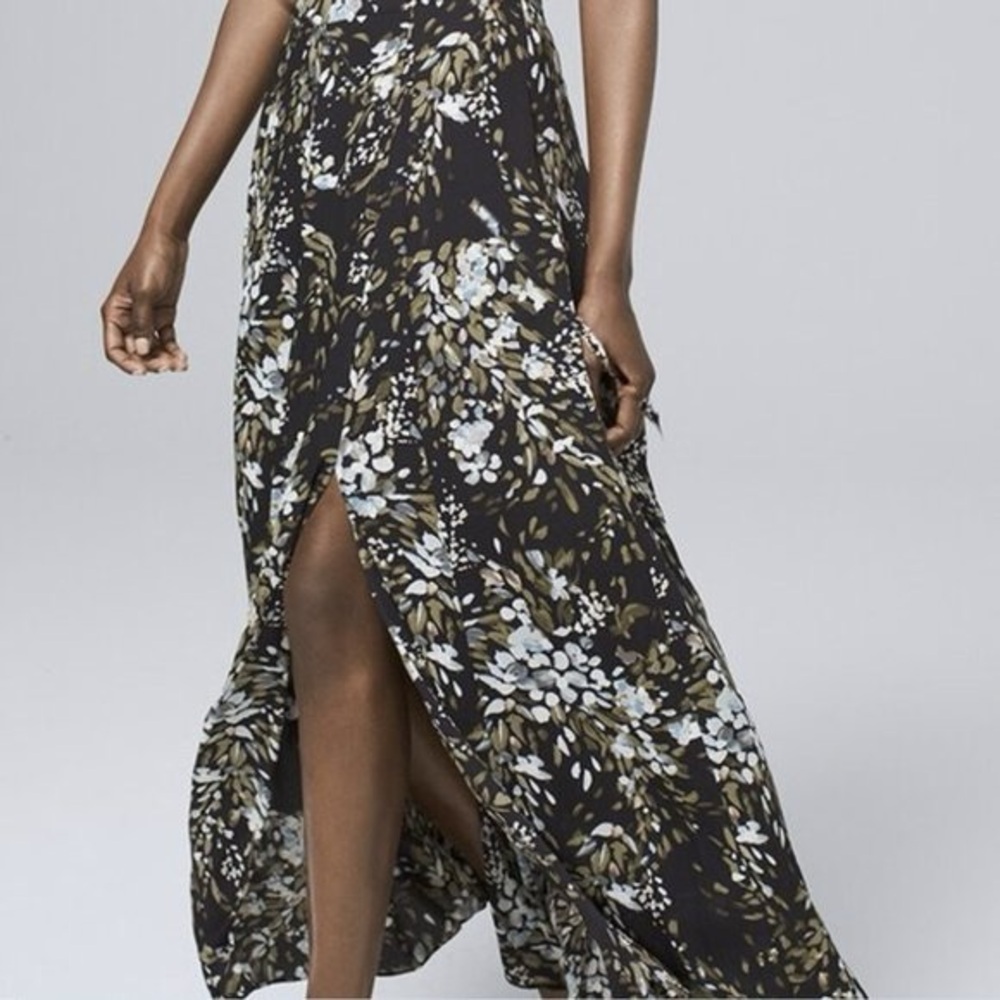 White House Black Market floral Iconic Maxi skirt Decennium Black print